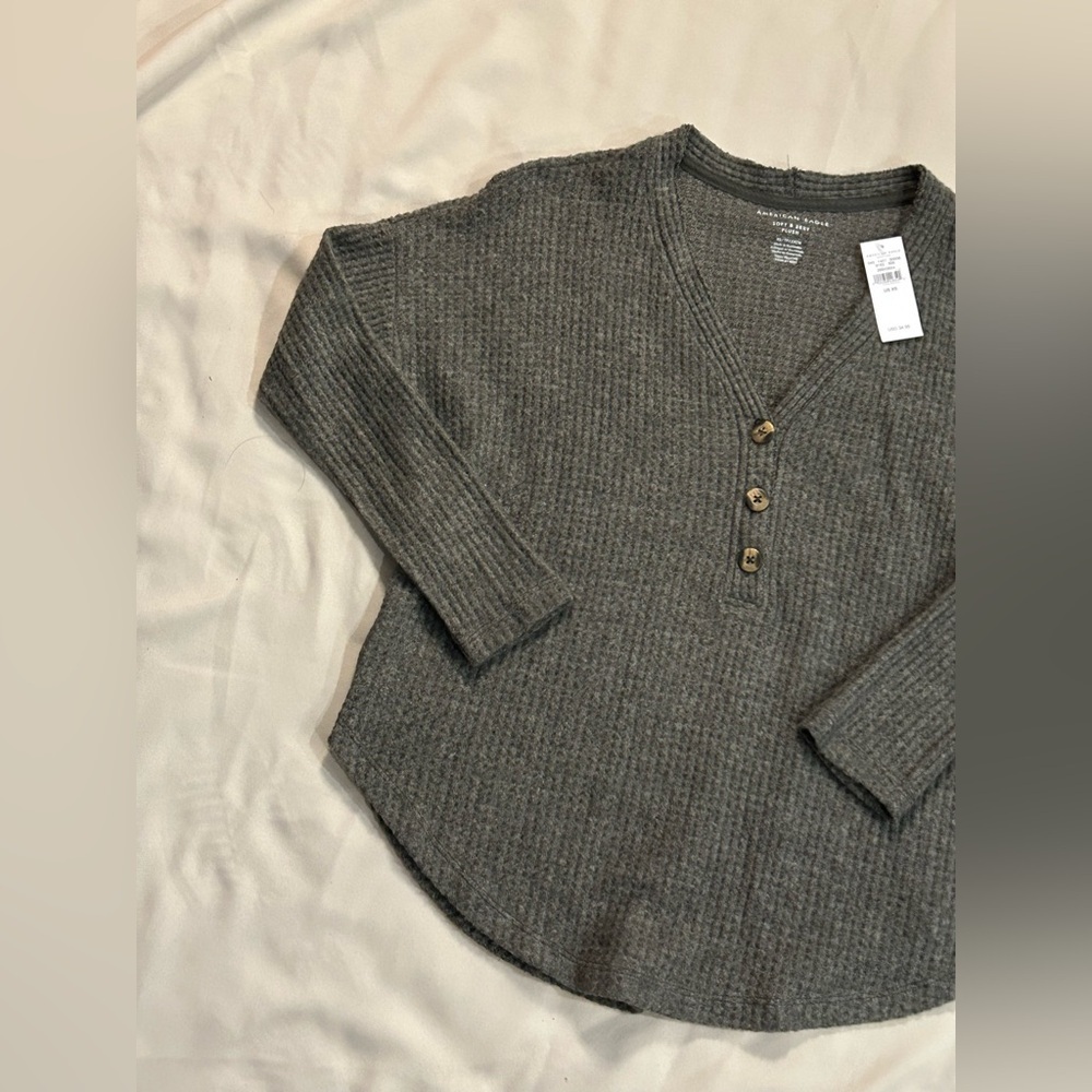 NWT American Eagle Soft & Sexy Plush Waffle Henley Long Sleeve Shirt - XS - Picture 3 of 10